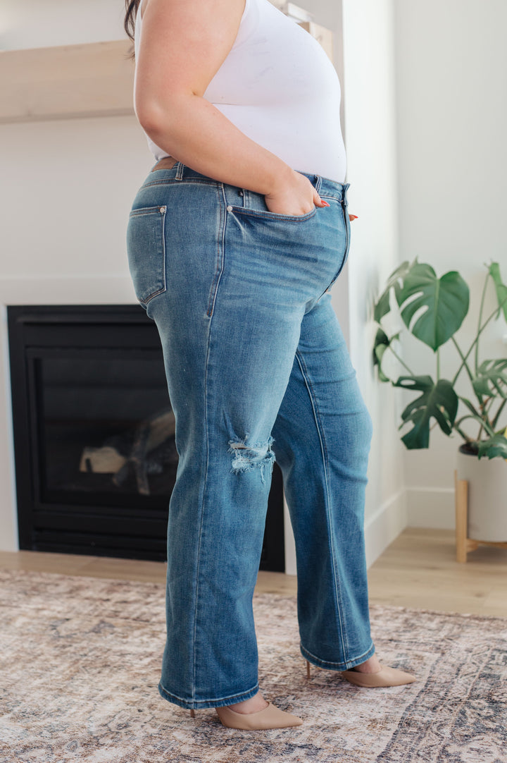 Judy Blue High Rise Control Top 90's Straight Jeans!