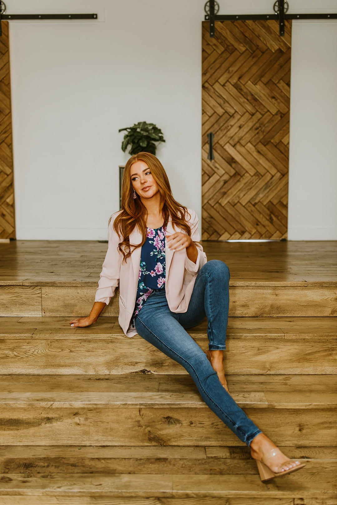 Crowd Charmer Floral Cap Sleeve Blouse!