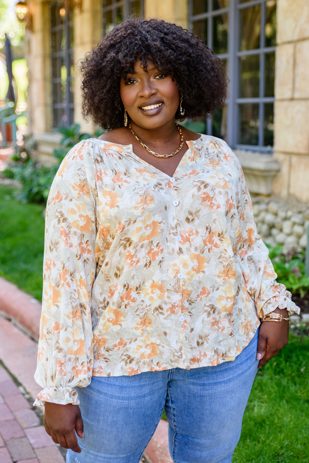 Courtney Floral Button Up Top!