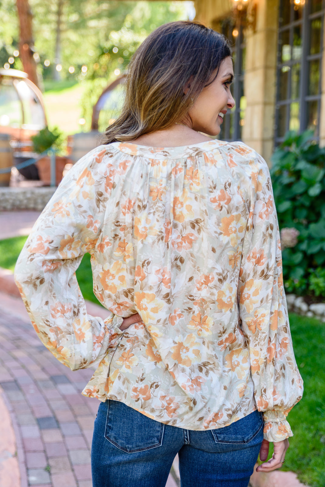 Courtney Floral Button Up Top!