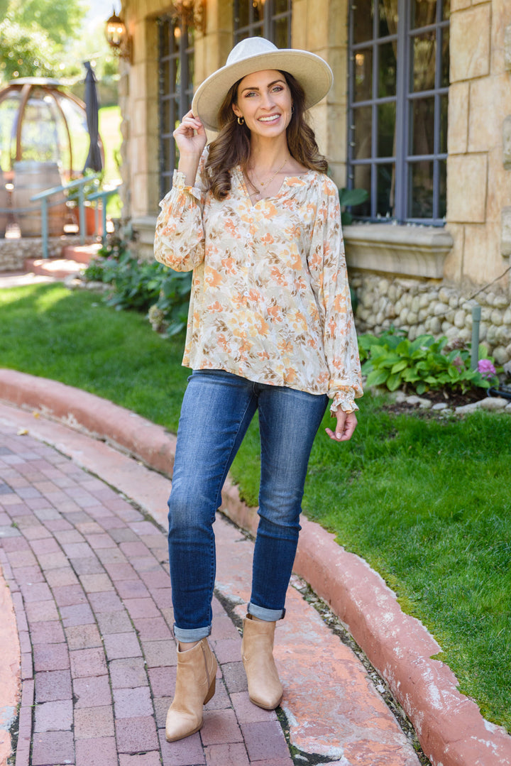 Courtney Floral Button Up Top!