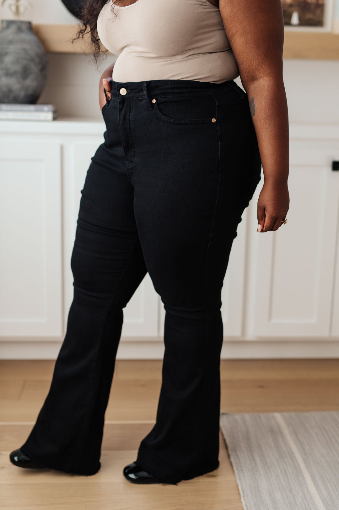 Judy Blue High Rise Control Top Flare Jeans in Black!