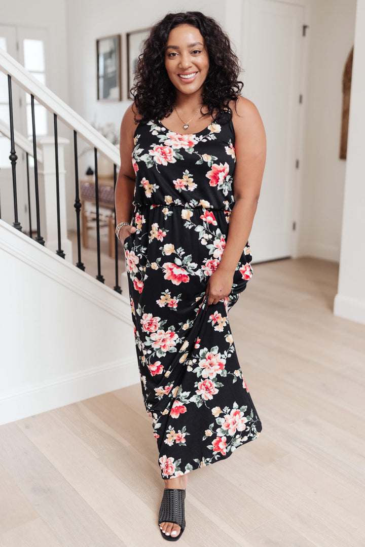 Floral Breeze Maxi Dress!