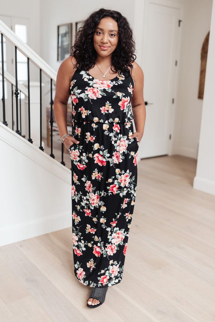 Floral Breeze Maxi Dress!