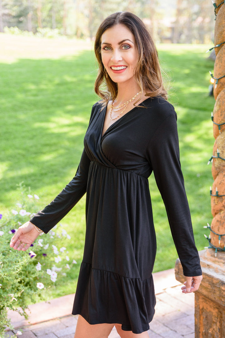 Full Attention V Neck Long Sleeve Dress In Black!