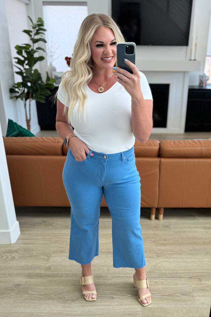 Judy Blue High Rise Control Top Wide Leg Crop Jeans in Sky Blue