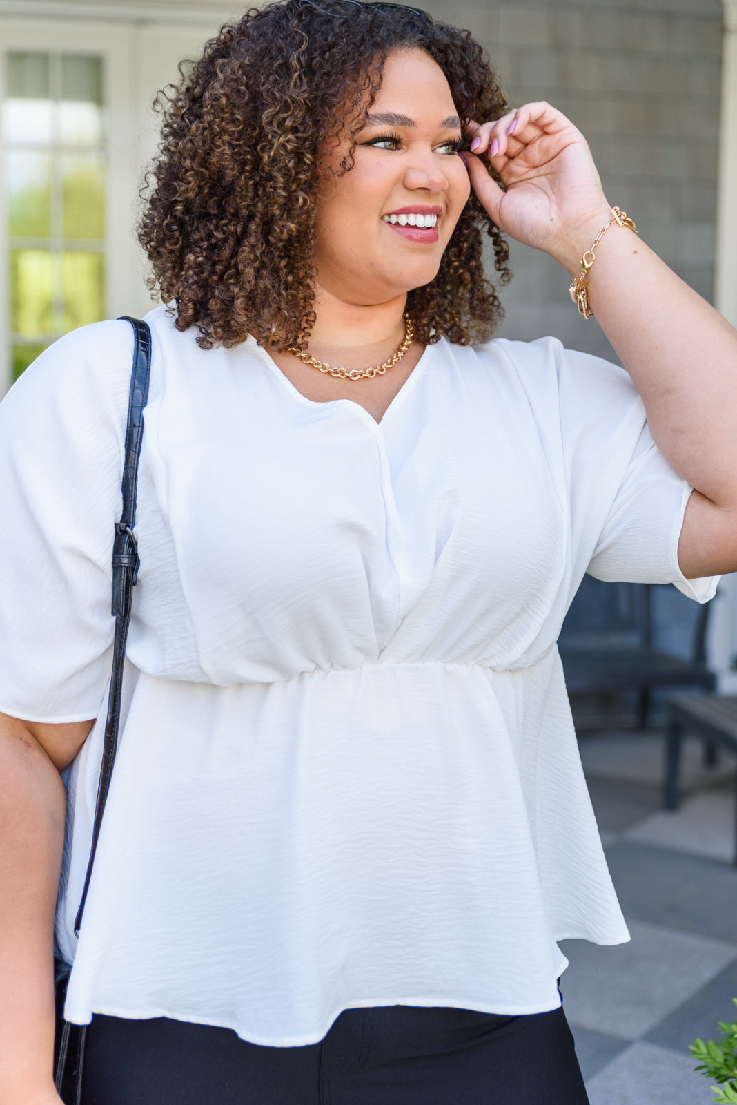 Ms. Chic White Blouse!