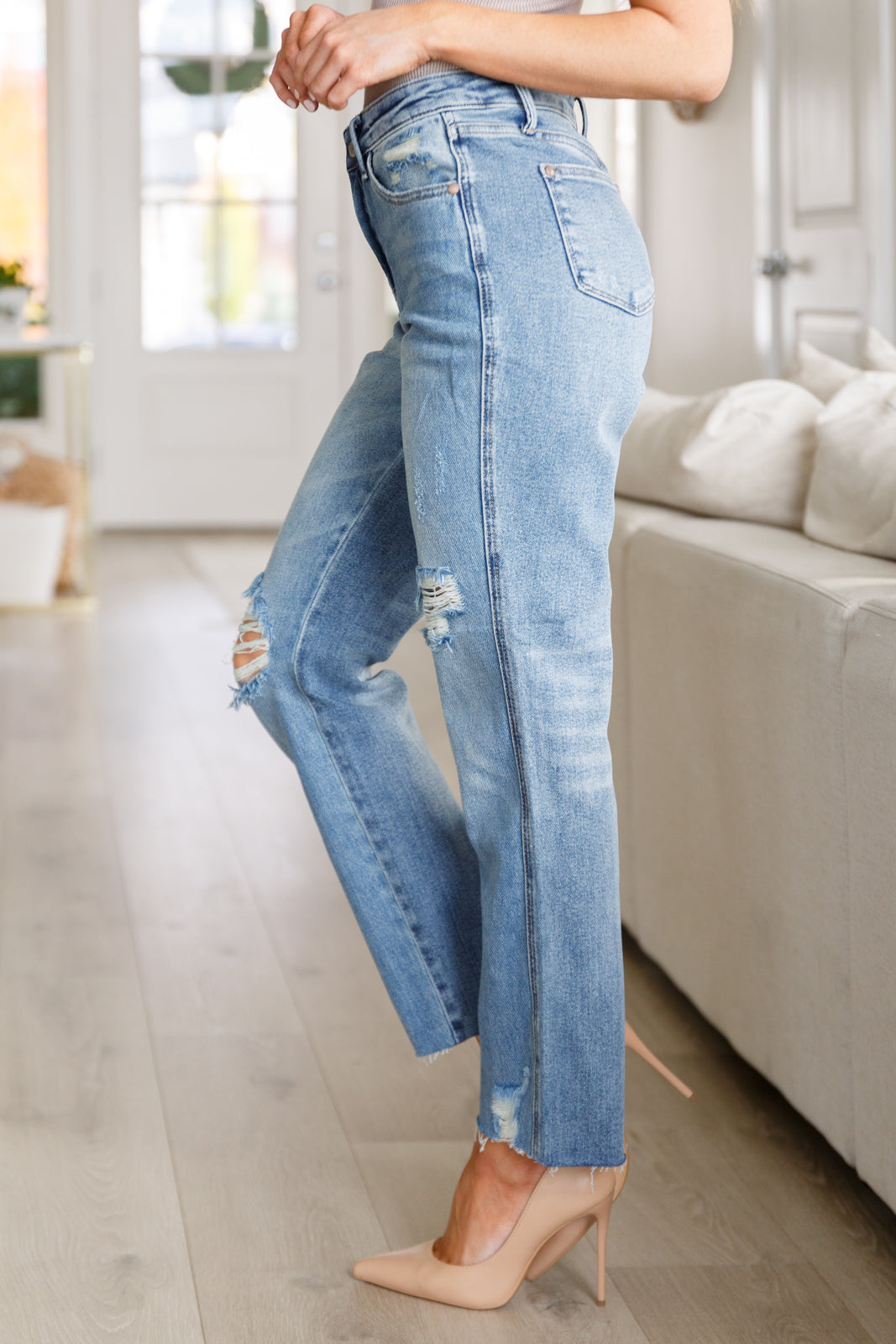 Judy Blue High Rise Rigid Magic Destroy Slim Straight Jeans