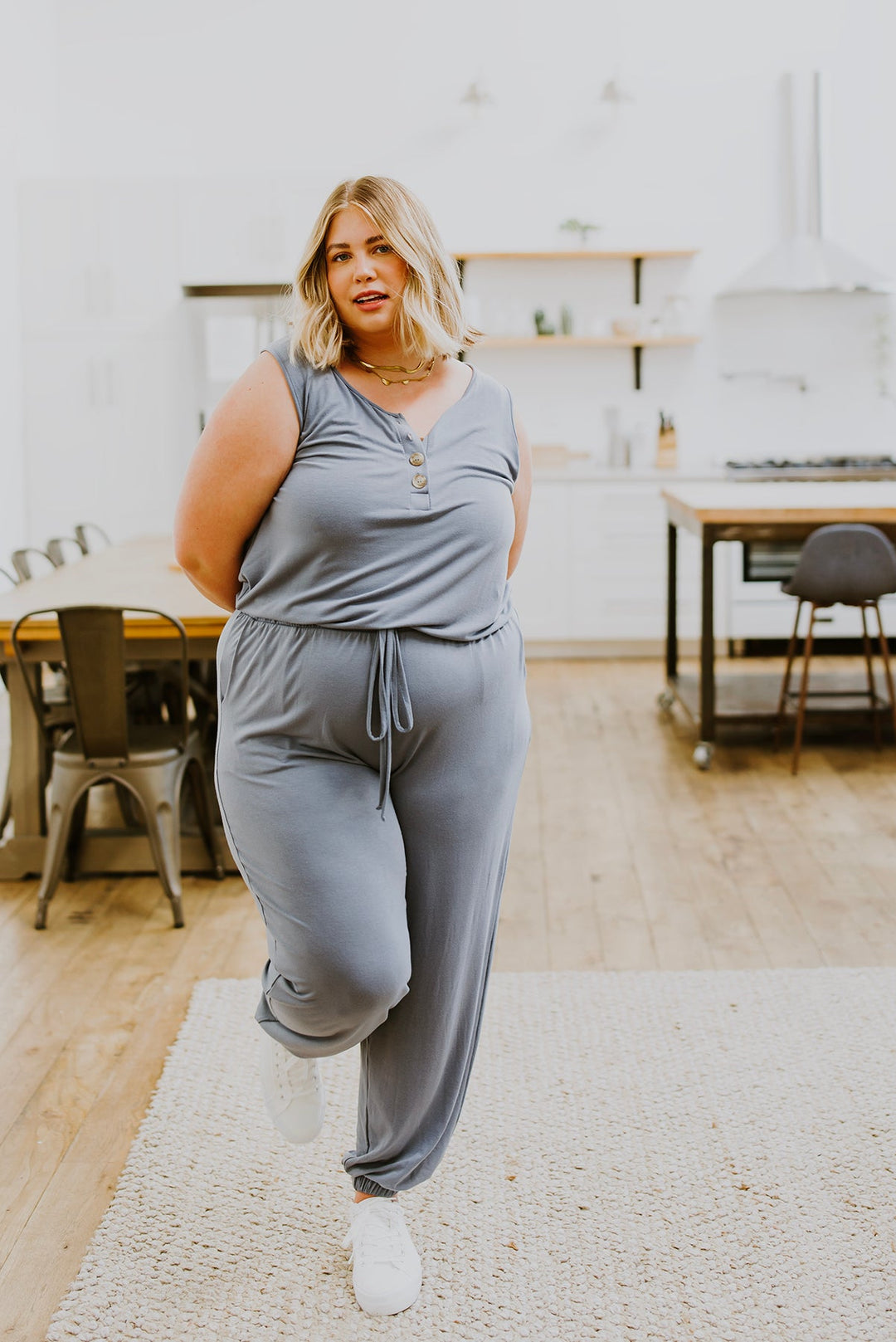 Relaxing Weekend Sleeveless Jumpsuit!