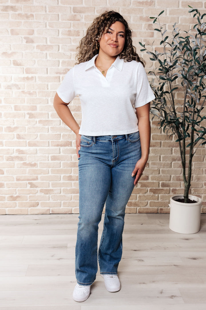 Rory Ribbed Cropped Tennis Tee in White!