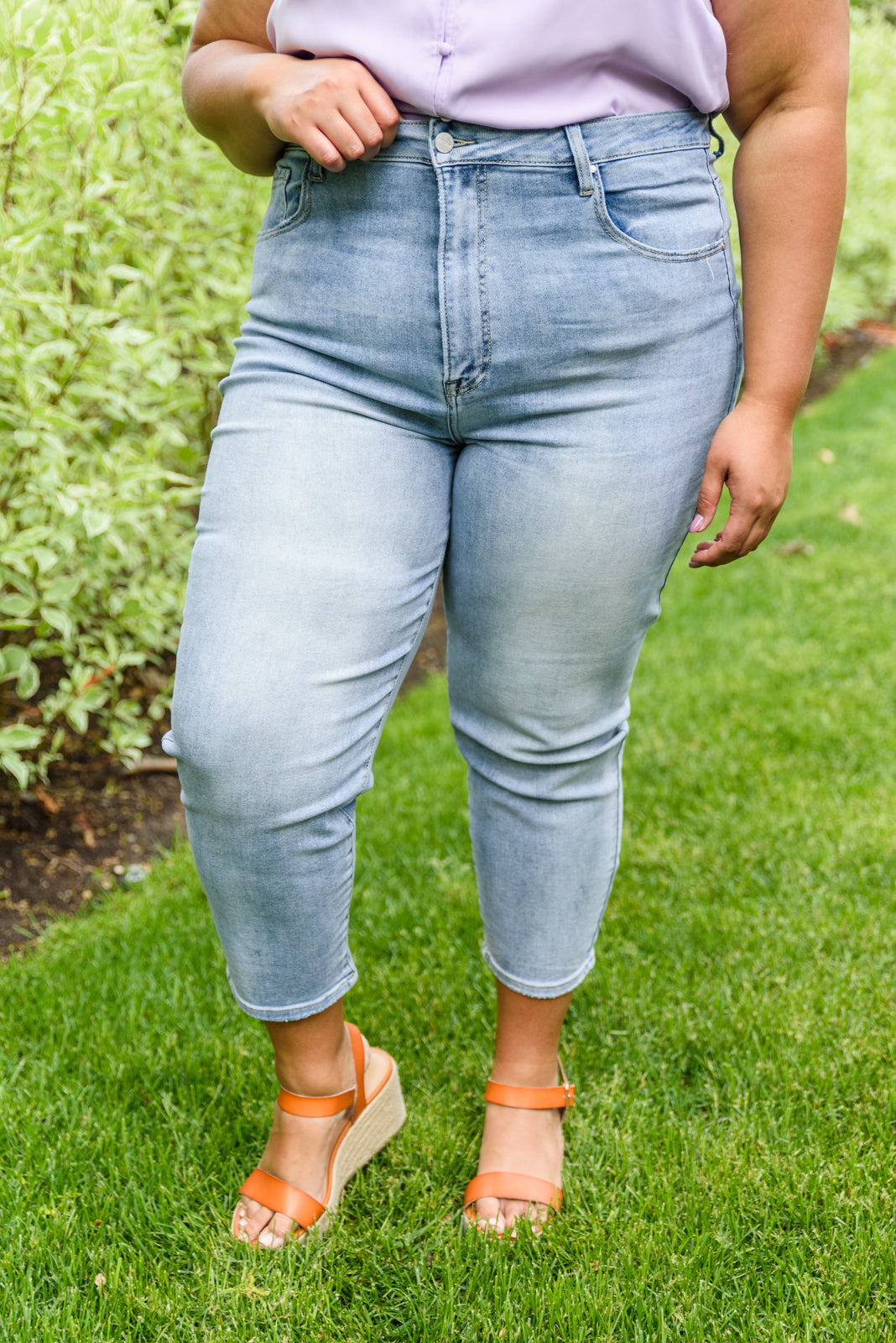 Risen Mom Fit Jeans