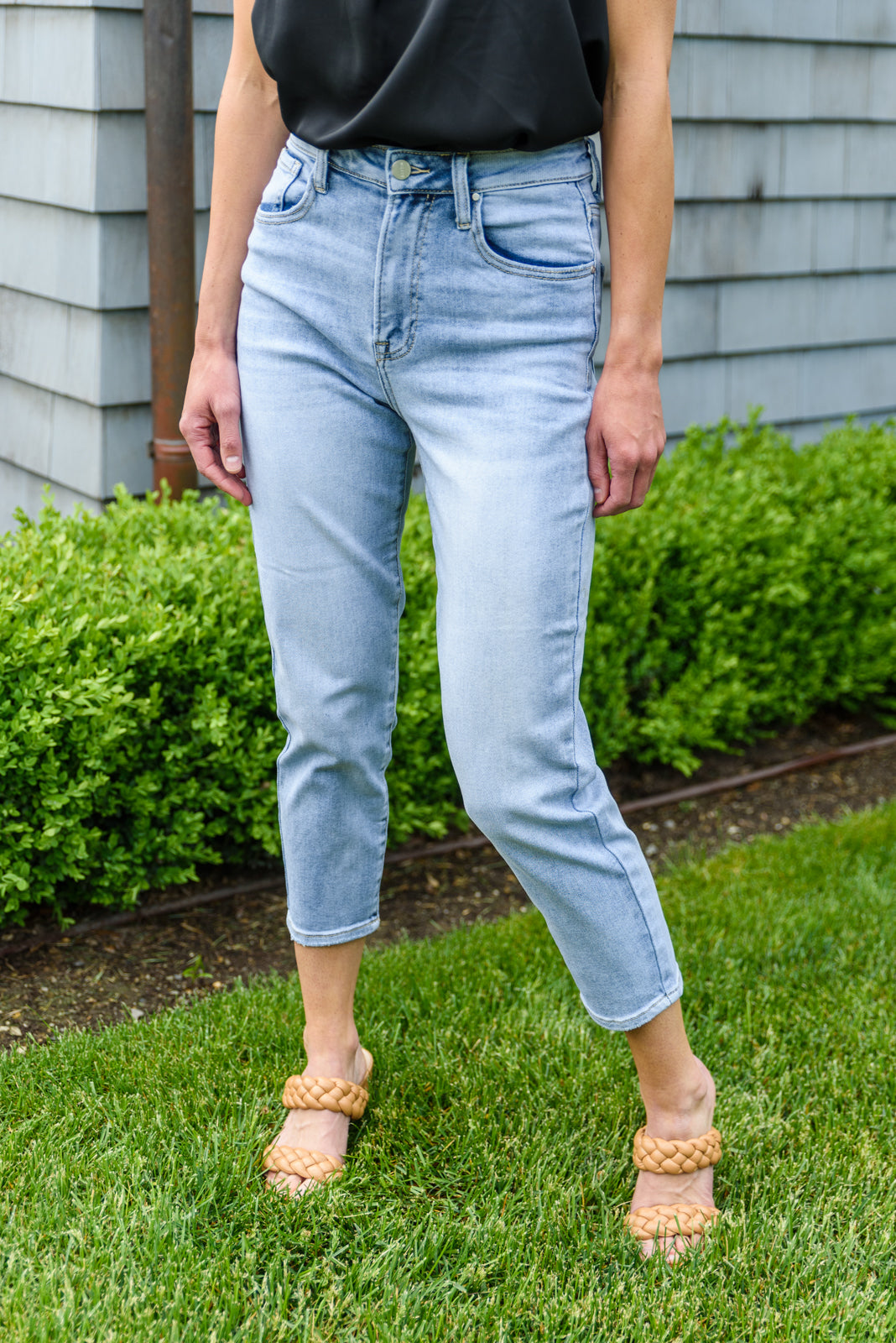 Risen Mom Fit Jeans