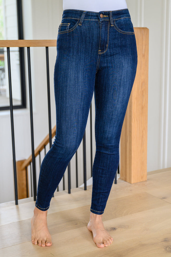 Judy Blue Back Yoke Skinny Jeans with Phone Pocket