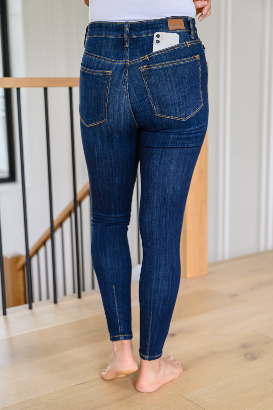 Judy Blue Back Yoke Skinny Jeans with Phone Pocket