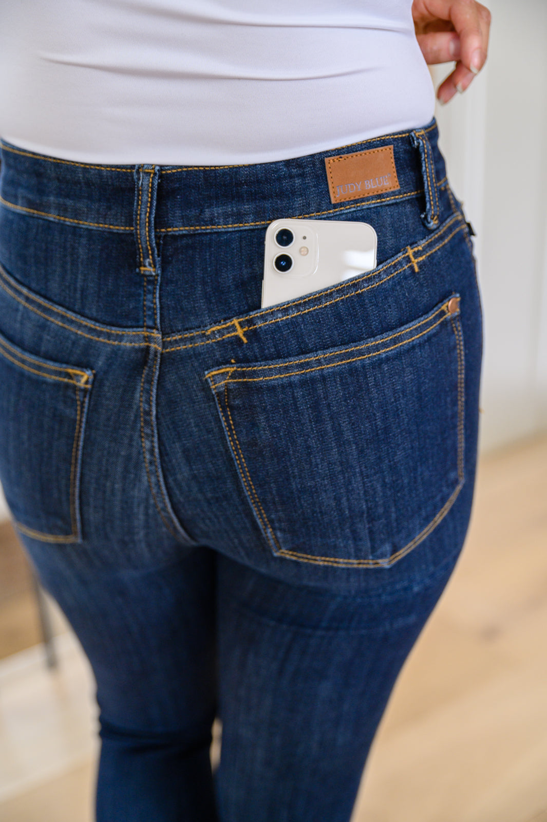 Judy Blue Back Yoke Skinny Jeans with Phone Pocket