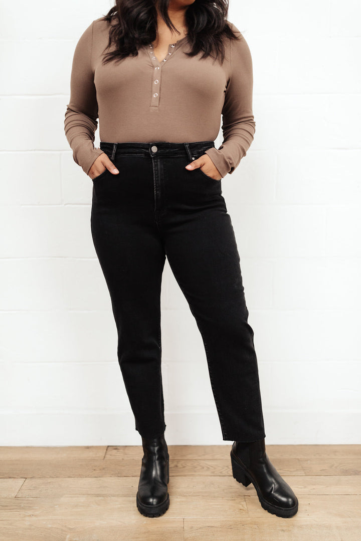 High Waist Mom Fit Jeans In Black