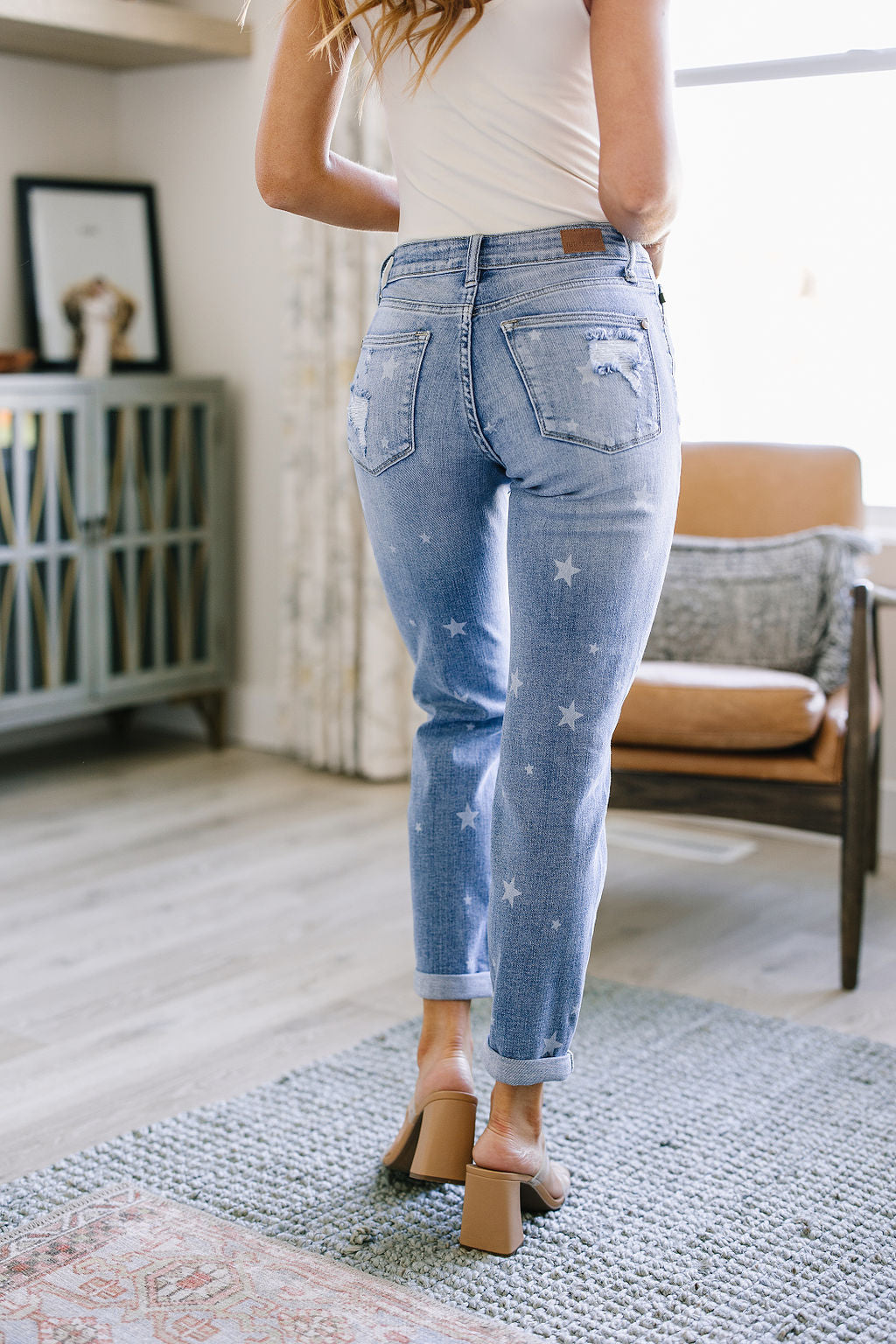 Judy Blue Star Crossed Boyfriend Jeans