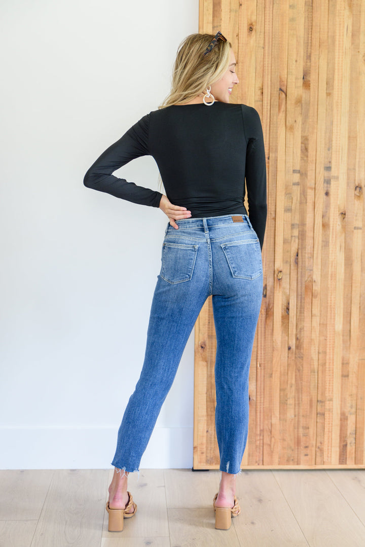 Judy Blue Destroyed Hi Waist Relaxed Fit