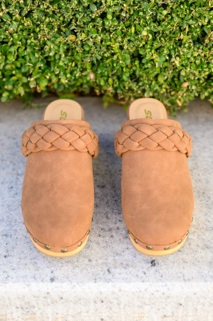 Soda Braided Clogs In Brown